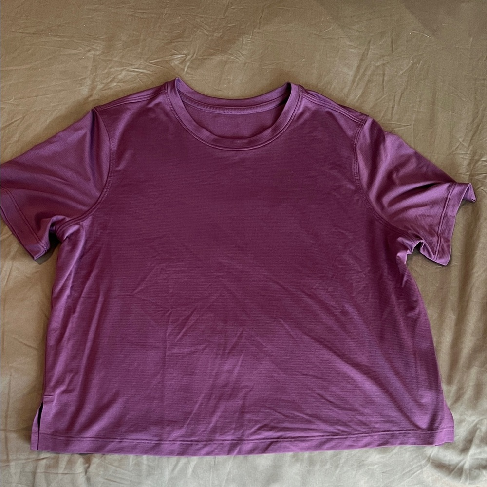lululemon athletica Short Sleeve Tee in Rich Purple